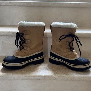 Sorel Tan and Black Fur-Lined Boots